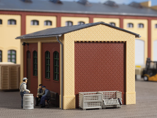 Small gables and short corner pillars, yellow<br /><a href='images/pictures/Auhagen/80413.jpg' target='_blank'>Full size image</a>